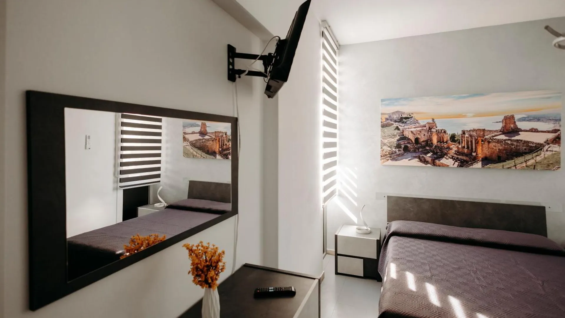 Katania Secret Hotel 0*, Catania Italy